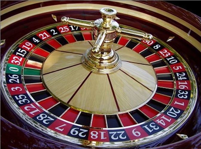 CASINO KINGDOM کھلاڑیوں کے لیے لائیو کیسینو سیکشن